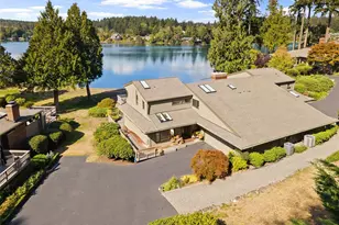 1804 Eagle Hbr Ln NE, Bainbridge Island, WA 98110 - Photo 2