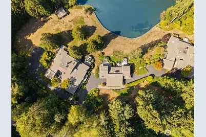 1804 Eagle Harbor Lane NE #4, Bainbridge Island, WA 98110 - Photo 38