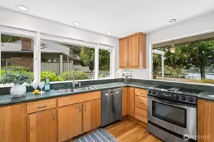 1804 Eagle Hbr Ln NE, Bainbridge Island, WA 98110 - Photo 14