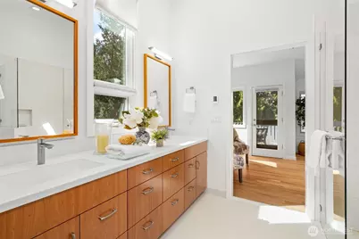 1804 Eagle Harbor Lane NE #4, Bainbridge Island, WA 98110 - Photo 28