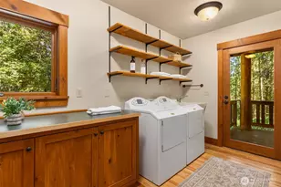 9000 Kono Rd NE, Bainbridge Island, WA 98110 - Photo 16