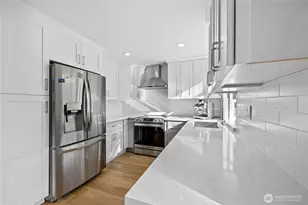 22 223rd St SW, Bothell, WA 98021 - Photo 10