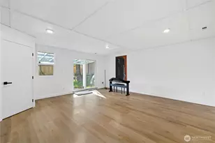 22 223rd St SW, Bothell, WA 98021 - Photo 12
