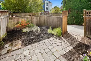 350B NW 76th St, Seattle, WA 98117 - Photo 2