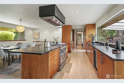 4108 NE 96th Street, Seattle, WA 98115 - Photo 10