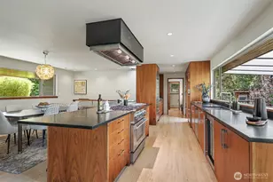 4108 NE 96th St, Seattle, WA 98115 - Photo 10