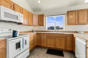 1400 Ocean Shores Blvd SW, Ocean Shores, WA 98569 - Photo 10