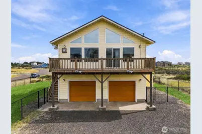 1400 Ocean Shores Boulevard SW, Ocean Shores, WA 98569 - Photo 1