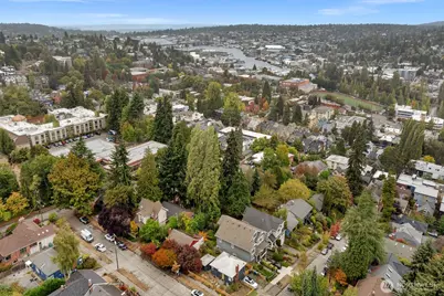 8 W Fulton Street, Seattle, WA 98119 - Photo 28