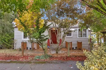 8 W Fulton Street, Seattle, WA 98119 - Photo 1