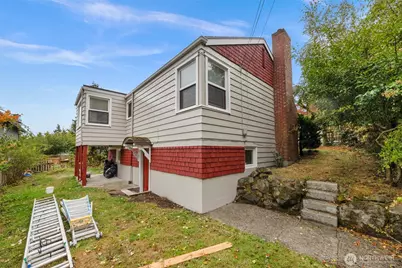 8 W Fulton Street, Seattle, WA 98119 - Photo 22