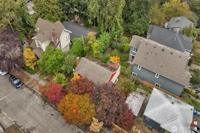 8 W Fulton Street, Seattle, WA 98119 - Photo 26