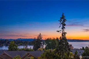 4218 92nd Ave NE, Yarrow Point, WA 98004 - Photo 2