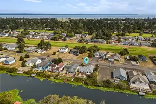 365 Canal Dr NE, Ocean Shores, WA 98569 - Photo 30