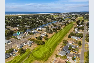 365 Canal Drive NE, Ocean Shores, WA 98569 - Photo 32