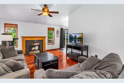 1217 29th Ave Court SW, Puyallup, WA 98373 - Photo 6