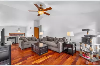 1217 29th Ave Court SW, Puyallup, WA 98373 - Photo 8