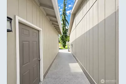 2207 W Parks Lane, Othello, WA 99344 - Photo 28