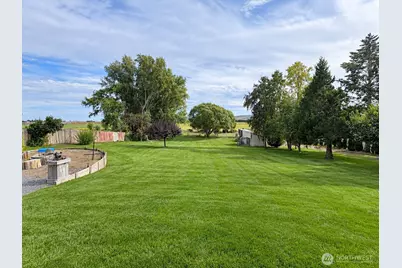 2207 W Parks Lane, Othello, WA 99344 - Photo 6