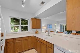 11510 Maple Ct, Mukilteo, WA 98275 - Photo 16