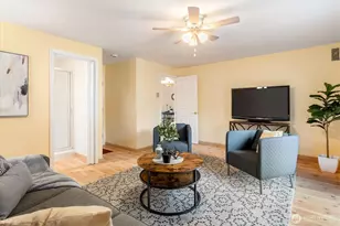 9626 Laurel Ln, Edmonds, WA 98020 - Photo 18