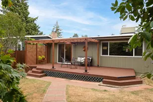 9626 Laurel Ln, Edmonds, WA 98020 - Photo 24