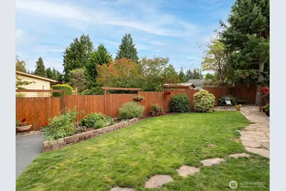 9626 Laurel Lane, Edmonds, WA 98020 - Photo 32