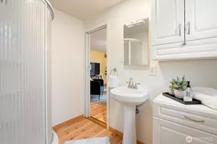 9626 Laurel Ln, Edmonds, WA 98020 - Photo 20