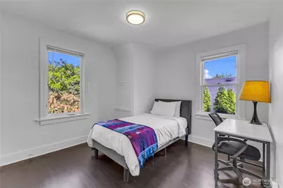 250 NE 50th Street, Seattle, WA 98105 - Photo 26