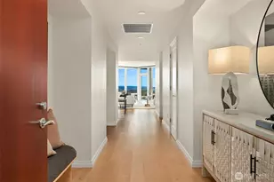 500 106th Ave NE, Bellevue, WA 98004 - Photo 2