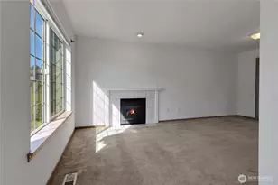 1201 126th St Ct E, Tacoma, WA 98445 - Photo 2