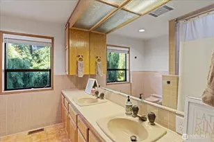 701 175th St SW, Bothell, WA 98012 - Photo 30