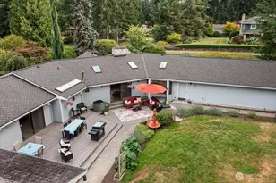 701 175th St SW, Bothell, WA 98012 - Photo 32