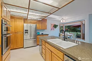 701 175th St SW, Bothell, WA 98012 - Photo 14