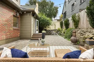 319 Smith Pl, Seattle, WA 98109 - Photo 28