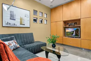 1549 Magnolia Way W, Seattle, WA 98199 - Photo 14