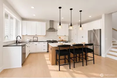 414 222nd Place SE, Sammamish, WA 98074 - Photo 4