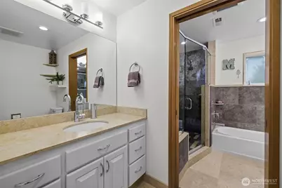 16231 Valhalla Drive, Bothell, WA 98011 - Photo 32