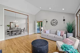 16231 Valhalla Dr, Bothell, WA 98011 - Photo 8