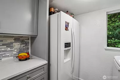 14401 SE Petrovitsky Road #D205, Renton, WA 98058 - Photo 10