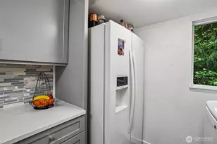 14401 SE Petrovitsky Rd, Renton, WA 98058 - Photo 10