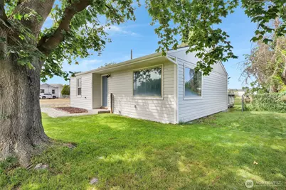 1212 W Concord Avenue, Moses Lake, WA 98837 - Photo 10