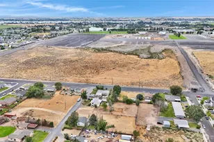 1212 W Concord Ave, Moses Lake, WA 98837 - Photo 4