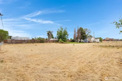 1212 W Concord Avenue, Moses Lake, WA 98837 - Photo 38