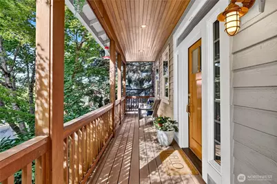 4500 SW Hemlock Way, Seattle, WA 98136 - Photo 2