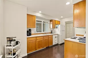5822 14th Dr W, Everett, WA 98203 - Photo 8
