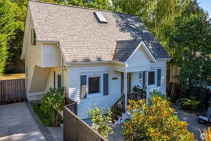 14332 Phinney Ave N, Seattle, WA 98133 - Photo 2