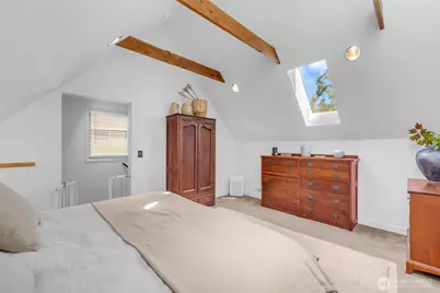 14332 Phinney Avenue N, Seattle, WA 98133 - Photo 22
