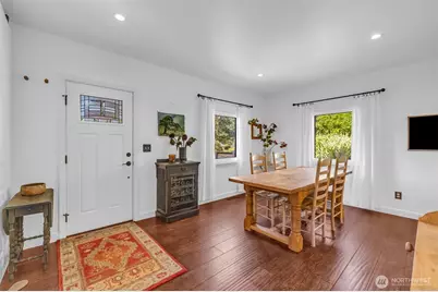 14332 Phinney Avenue N, Seattle, WA 98133 - Photo 6