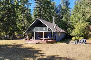101 Mountain View Dr N, Ashford, WA 98304 - Photo 2